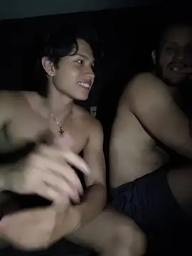 Snapshot of TeddyBear_07 chatting on November 12, 2025, 2:23 am TeddyBear 07 online show from November 12, 2025, 2:23 am