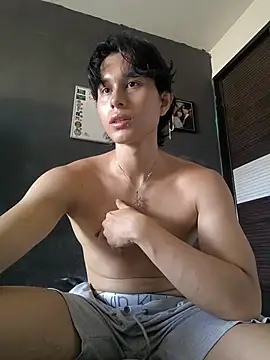 Snapshot of TeddyBear_07 chatting on November 14, 2025, 12:48 pm TeddyBear 07 online show from November 14, 2025, 12:48 pm