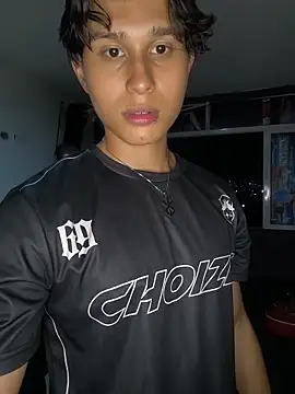 Snapshot of TeddyBear_07 chatting on November 29, 2025, 1:30 am TeddyBear 07 online show from November 29, 2025, 1:30 am