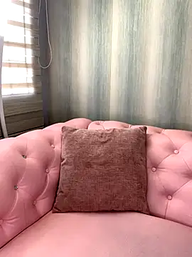 Adele Pinkk online show from October 29, 2025, 3:03 pm