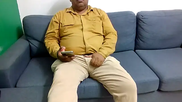 HomHot47 online show from October 24, 2025, 2:30 am