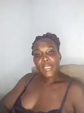 Snapshot of Morena_2021 chatting on December 4, 2025, 10:18 pm Morena 2021 online show from December 4, 2025, 10:18 pm