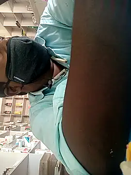 Snapshot of blackdick44 chatting on September 22, 2025, 6:26 am blackdick44 online show from September 22, 2025, 6:26 am