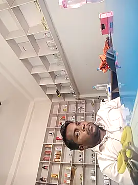 Snapshot of blackdick44 chatting on October 29, 2025, 9:00 am blackdick44 online show from October 29, 2025, 9:00 am