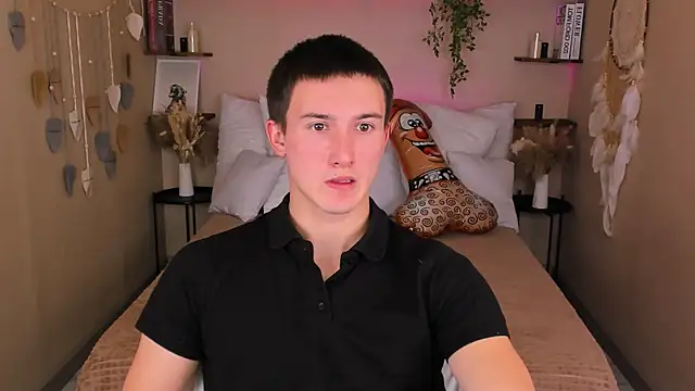 Snapshot of David__Diamond chatting on October 4, 2025, 4:05 pm David Diamond online show from October 4, 2025, 4:05 pm