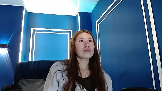 Snapshot of Olivia11_ chatting on September 18, 2025, 3:25 pm Olivia11 online show from September 18, 2025, 3:25 pm