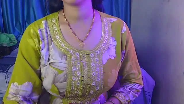 Snapshot of priya-kumari22 chatting on November 15, 2025, 4:03 pm priya-kumari22 online show from November 15, 2025, 4:03 pm