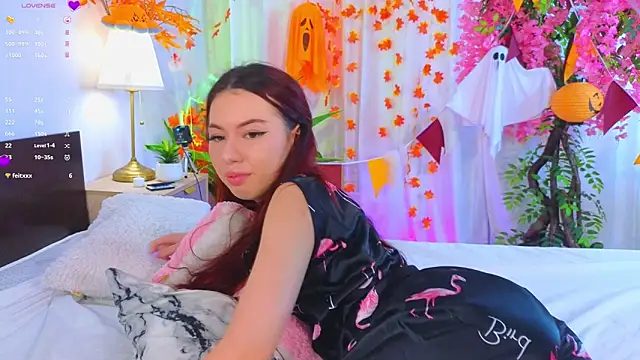 JenniferGlover online show from November 2, 2025, 7:44 am