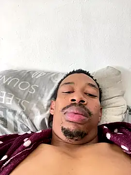 fitsexyman online show from September 28, 2025, 9:58 am