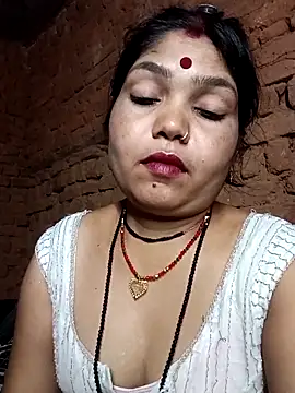 Priya tyagi online show from September 26, 2025, 6:45 pm