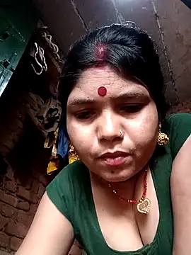 Priya tyagi online show from October 9, 2025, 10:57 am