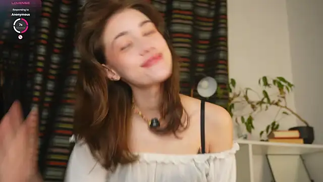 ttragedienne online show from December 2, 2025, 1:44 am