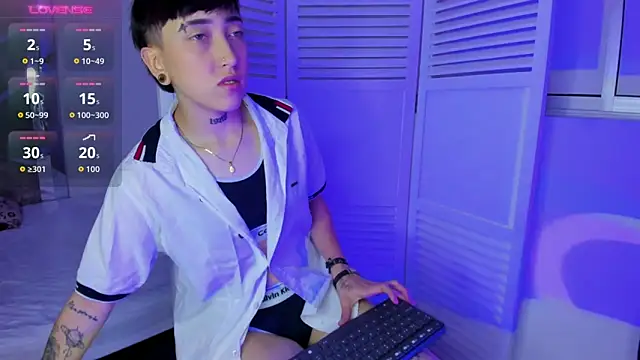 Eryx Eriscor online show from November 19, 2025, 1:44 pm