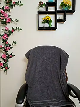 ariya-03 online show from November 15, 2025, 4:32 am