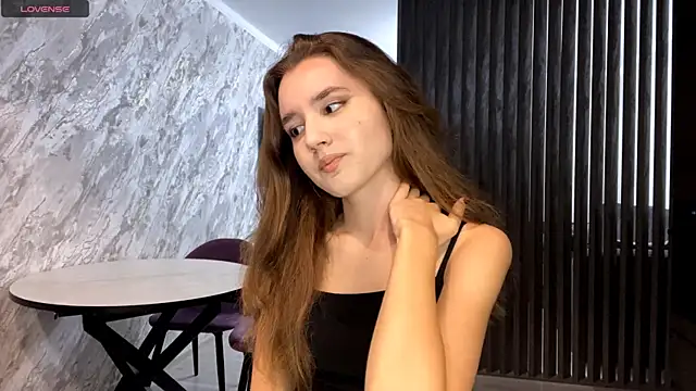 Anna Dominator online show from October 14, 2025, 5:36 pm