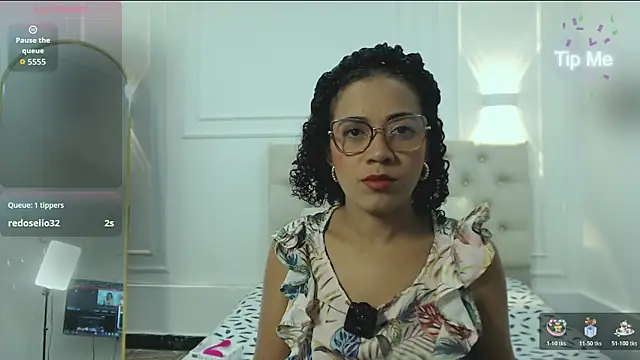 charlotte dante212 online show from October 23, 2025, 3:39 am