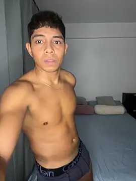 Snapshot of eduin069 chatting on September 22, 2025, 12:07 pm eduin069 online show from September 22, 2025, 12:07 pm