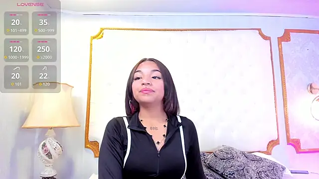 Snapshot of Manelyk_evanss_ chatting on October 10, 2025, 9:19 am Manelyk evanss online show from October 10, 2025, 9:19 am