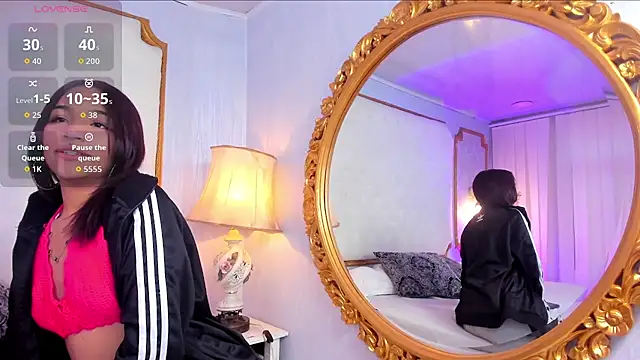 Snapshot of Manelyk_evanss_ chatting on November 19, 2025, 11:10 am Manelyk evanss online show from November 19, 2025, 11:10 am