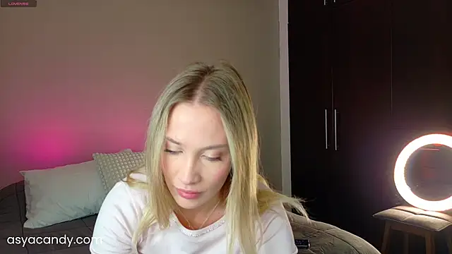 Snapshot of jessikablond007 chatting on September 26, 2025, 1:31 am jessikablond007 online show from September 26, 2025, 1:31 am
