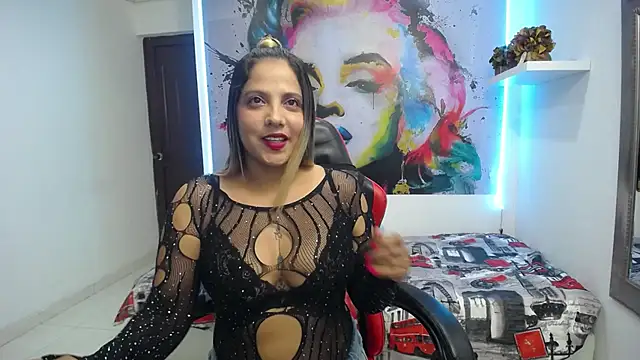 tiana breeze online show from October 9, 2025, 1:36 am