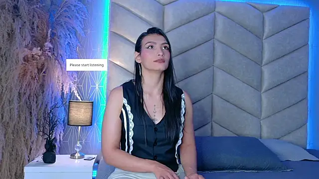 samiradoll online show from October 3, 2025, 3:47 am