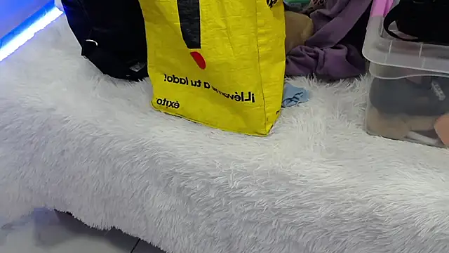 Snapshot of ArianaSantana chatting on October 29, 2025, 12:51 pm ArianaSantana online show from October 29, 2025, 12:51 pm