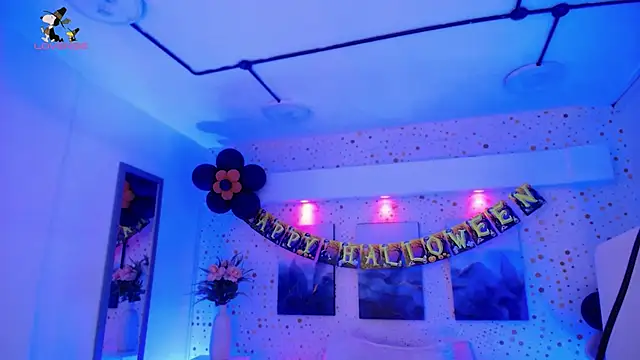 Snapshot of ArianaSantana chatting on November 2, 2025, 12:51 pm ArianaSantana online show from November 2, 2025, 12:51 pm