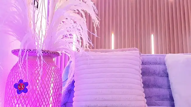 Snapshot of ArianaSantana chatting on November 14, 2025, 12:48 pm ArianaSantana online show from November 14, 2025, 12:48 pm