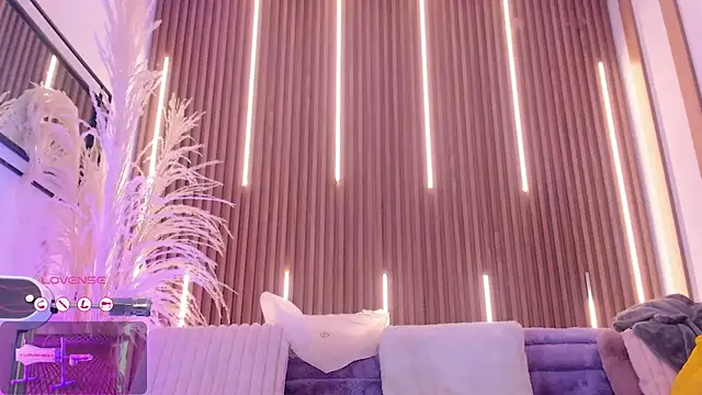 Snapshot of ArianaSantana chatting on December 1, 2025, 12:54 pm ArianaSantana online show from December 1, 2025, 12:54 pm