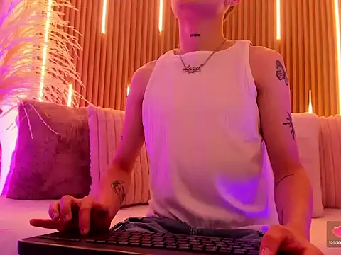 Snapshot of ArianaSantana chatting on December 3, 2025, 12:47 pm ArianaSantana online show from December 3, 2025, 12:47 pm