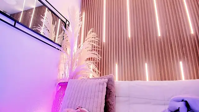 Snapshot of ArianaSantana chatting on December 13, 2025, 7:53 pm ArianaSantana online show from December 13, 2025, 7:53 pm