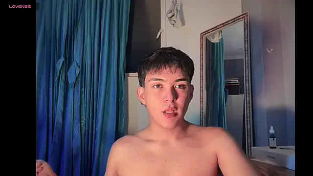 Snapshot of ivy_xo chatting on December 20, 2025, 12:07 am ivy xo online show from December 20, 2025, 12:07 am