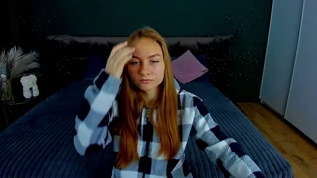 MilaAddams online show from November 9, 2025, 7:06 am