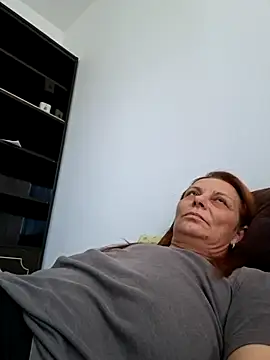 jessyca  online show from September 14, 2025, 9:41 am