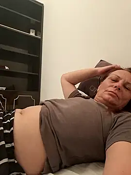 jessyca  online show from September 22, 2025, 8:55 pm