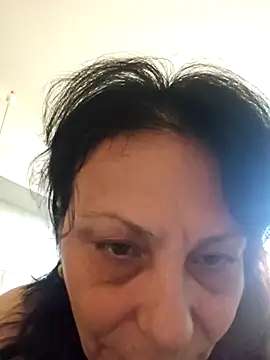 jessyca  online show from November 14, 2025, 8:35 am