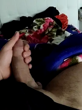 Yazaza1999 online show from October 21, 2025, 7:47 pm