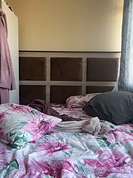 houseforsex online show from October 27, 2025, 7:45 am