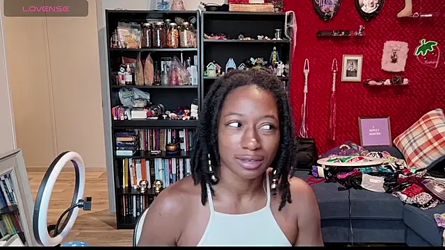 Snapshot of MarleyAquafina chatting on October 6, 2025, 12:35 pm MarleyAquafina online show from October 6, 2025, 12:35 pm