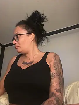 Snapshot of sugarsweetie8000 chatting on September 23, 2025, 8:56 pm sugarsweetie8000 online show from September 23, 2025, 8:56 pm