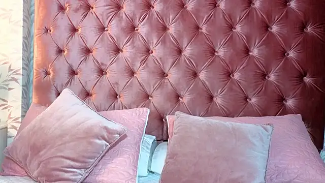 Snapshot of cherry_canndy_ chatting on September 11, 2025, 12:38 pm cherry canndy  online show from September 11, 2025, 12:38 pm