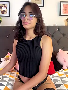 Snapshot of Im_Lyan chatting on October 16, 2025, 3:24 pm Im Lyan online show from October 16, 2025, 3:24 pm