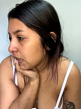  Chloe Smith online show from October 11, 2025, 4:49 pm