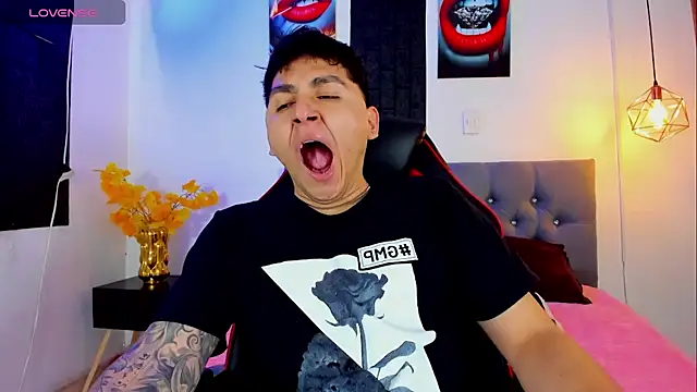 Snapshot of Nicolas_James_Sc chatting on September 23, 2025, 2:53 pm Nicolas James Sc online show from September 23, 2025, 2:53 pm