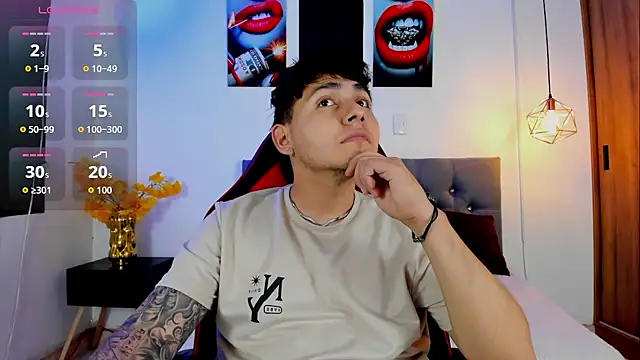 Snapshot of Nicolas_James_Sc chatting on October 3, 2025, 1:52 pm Nicolas James Sc online show from October 3, 2025, 1:52 pm