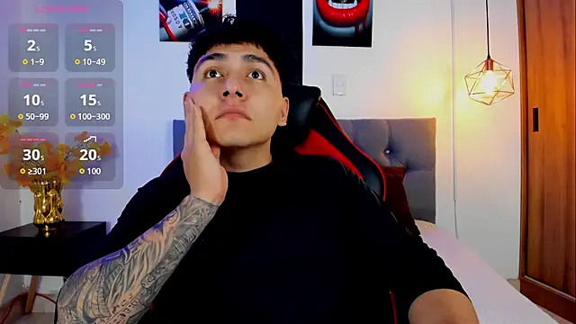 Snapshot of Nicolas_James_Sc chatting on October 4, 2025, 1:09 pm Nicolas James Sc online show from October 4, 2025, 1:09 pm