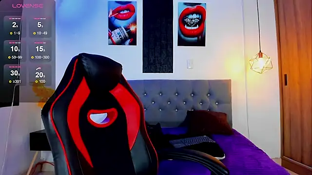 Snapshot of Nicolas_James_Sc chatting on November 6, 2025, 1:34 pm Nicolas James Sc online show from November 6, 2025, 1:34 pm