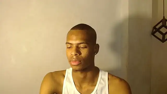 criss zuri online show from October 8, 2025, 11:41 am