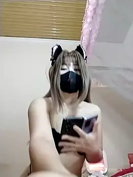 Snapshot of Helen69x chatting on December 4, 2025, 3:21 pm Helen69x online show from December 4, 2025, 3:21 pm